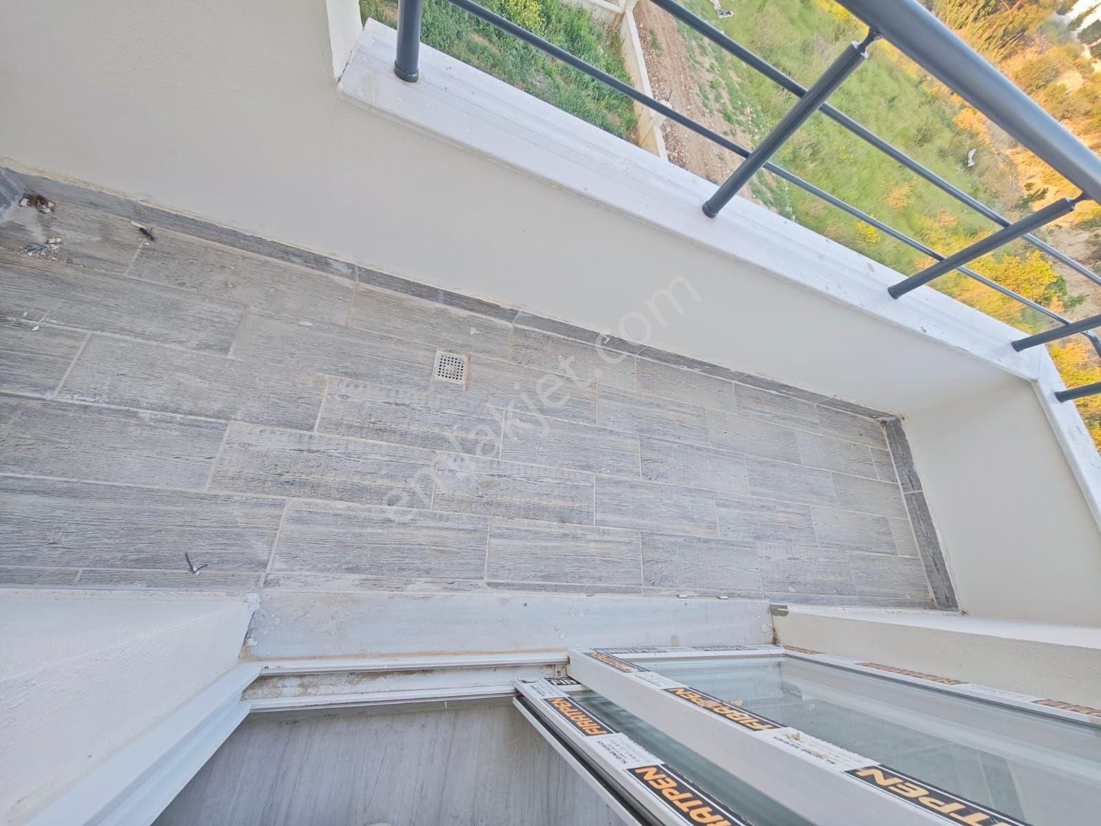 Mersin Mezitli Akdeniz Mahallesi'nde Satılık 3+1 Daire - Görsel 33