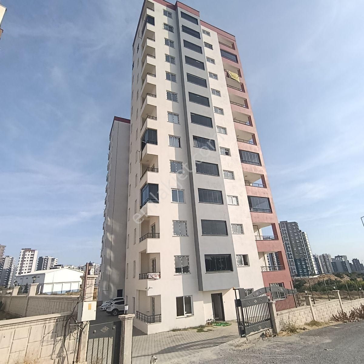 Mersin Mezitli Akdeniz Mahallesi'nde Satılık 3+1 Daire - Görsel 35