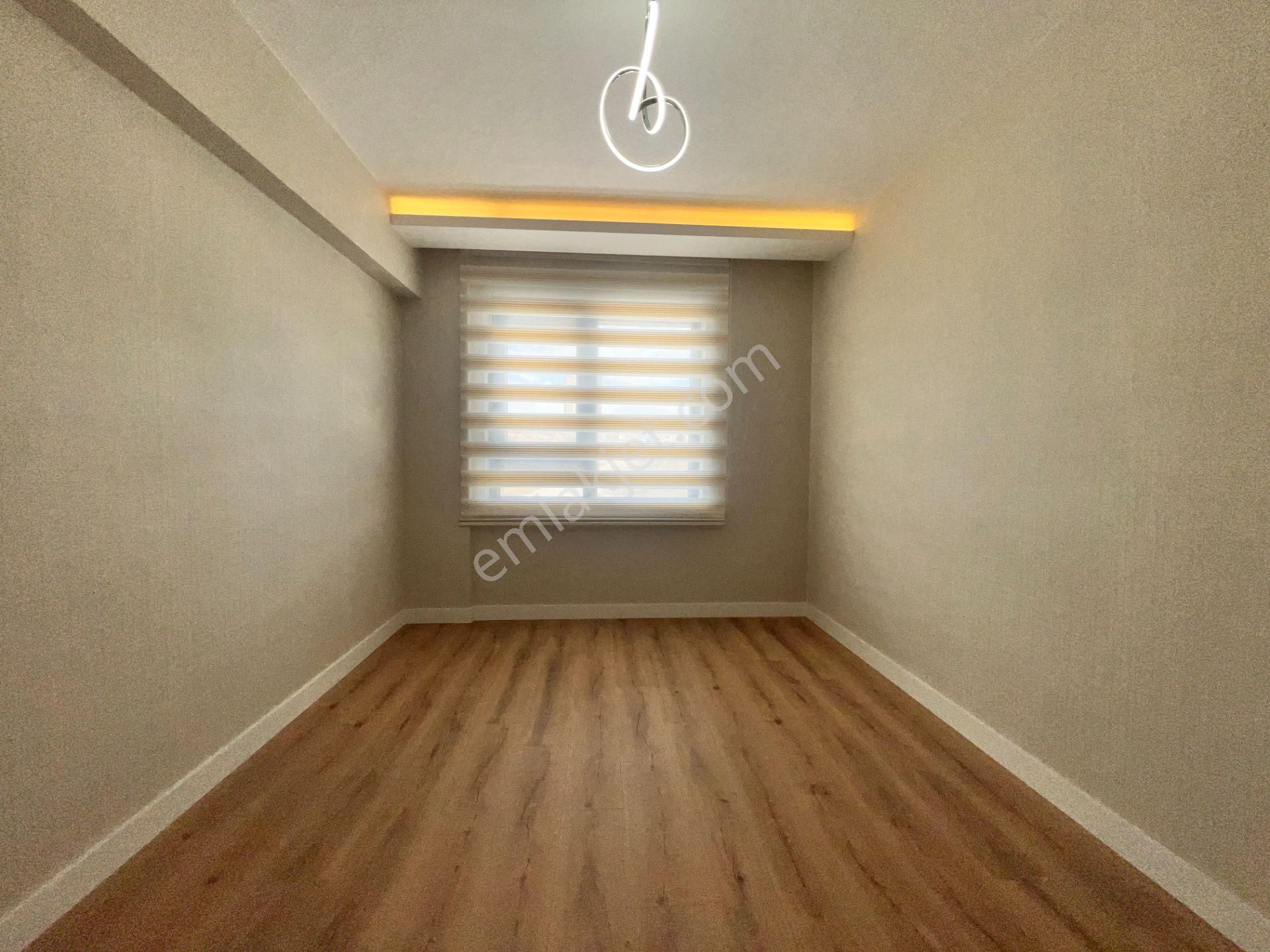 Pursaklar Ufuk Kılıç Emlak'tan Bulvar Cepheli Sıfır 4+1 Site Dairesi - Görsel 20