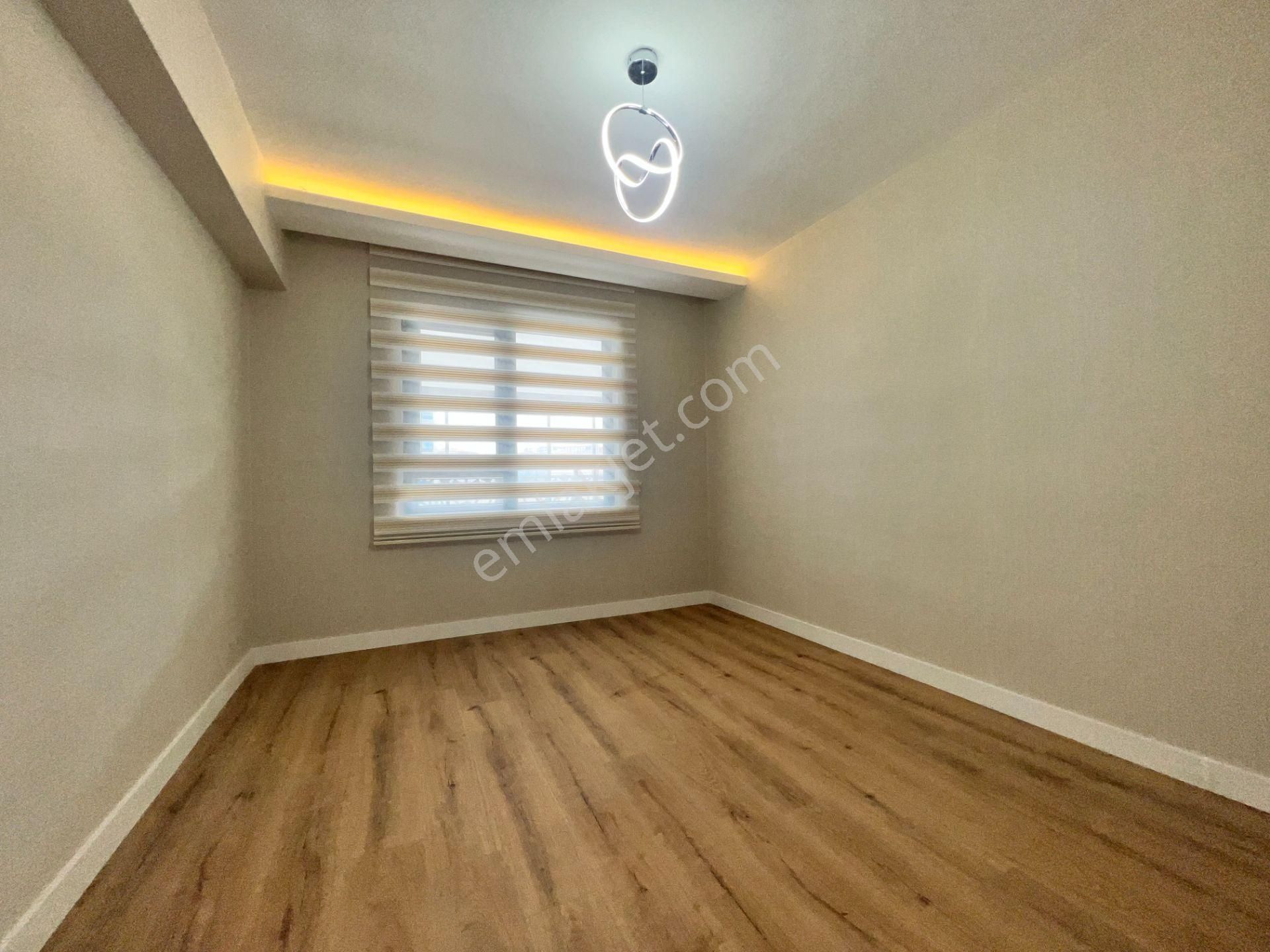 Pursaklar Ufuk Kılıç Emlak'tan Bulvar Cepheli Sıfır 4+1 Site Dairesi - Görsel 16