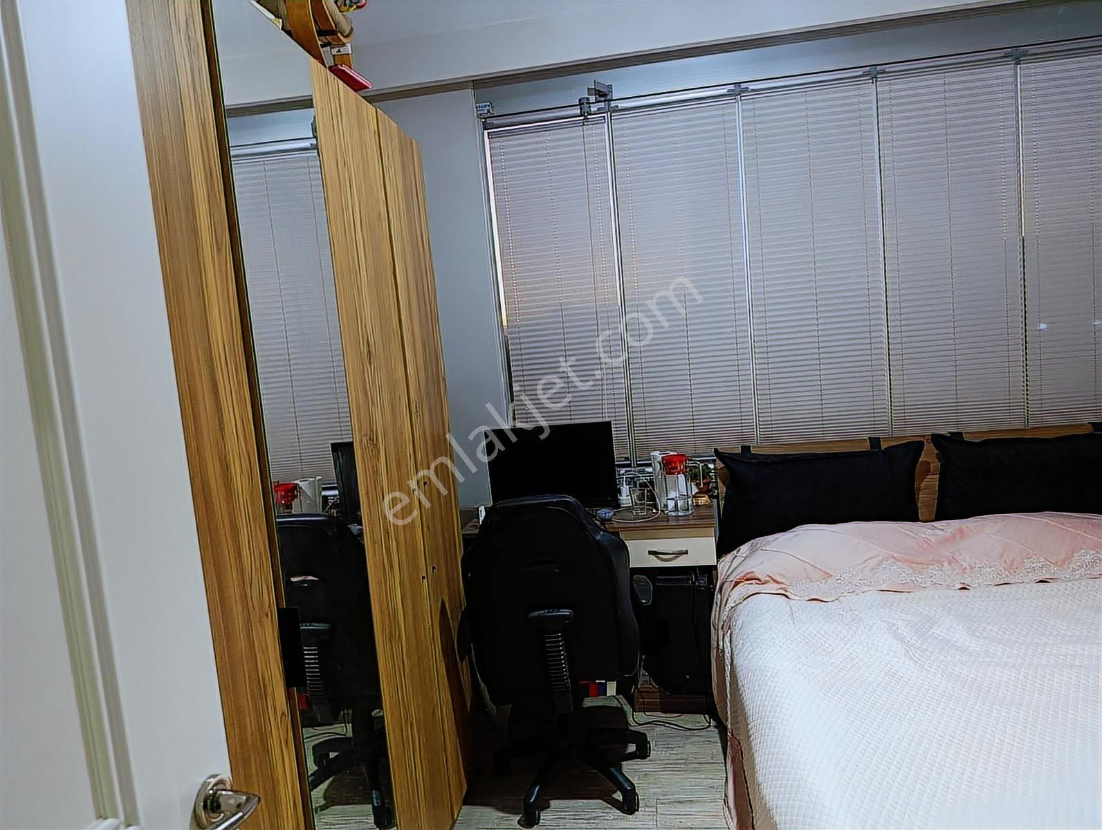 Mersin Mezitli Akdeniz Mahallesi'nde 3+1 Havuzlu 5 Yıllık Daire - Görsel 8