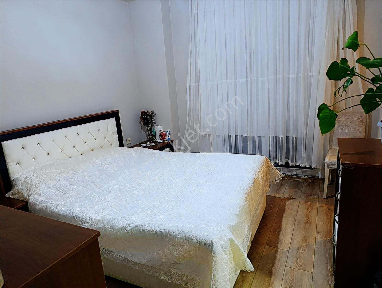 Mersin Mezitli Akdeniz Mahallesi'nde 3+1 Havuzlu 5 Yıllık Daire - Görsel 14