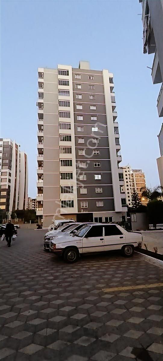 Mersin Mezitli Akdeniz Mahallesi'nde 3+1 Havuzlu 5 Yıllık Daire