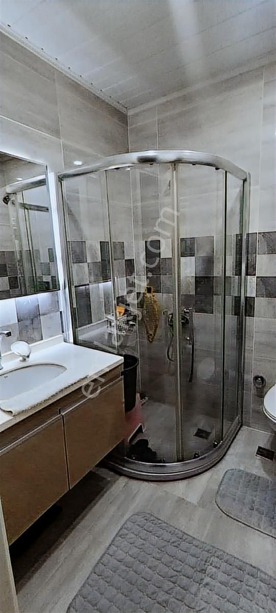 Mersin Mezitli Akdeniz Mahallesi'nde 3+1 Havuzlu 5 Yıllık Daire - Görsel 6