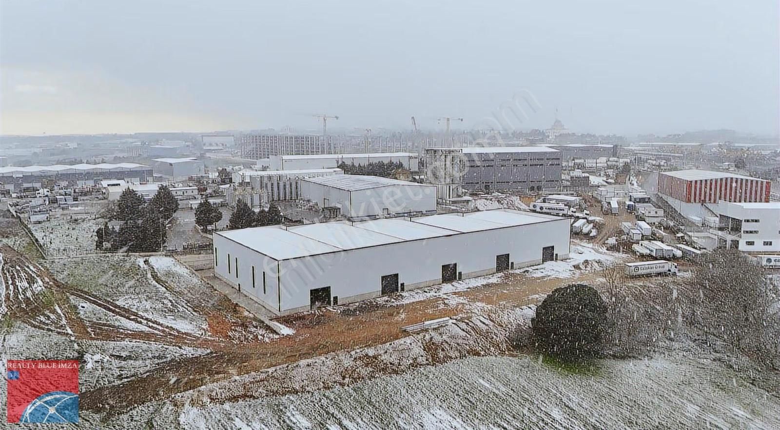 Gebze Balçıkta 4000m² Kapalı, 3000m² Açık Üç Rampa Depo&antrepo - Görsel 3