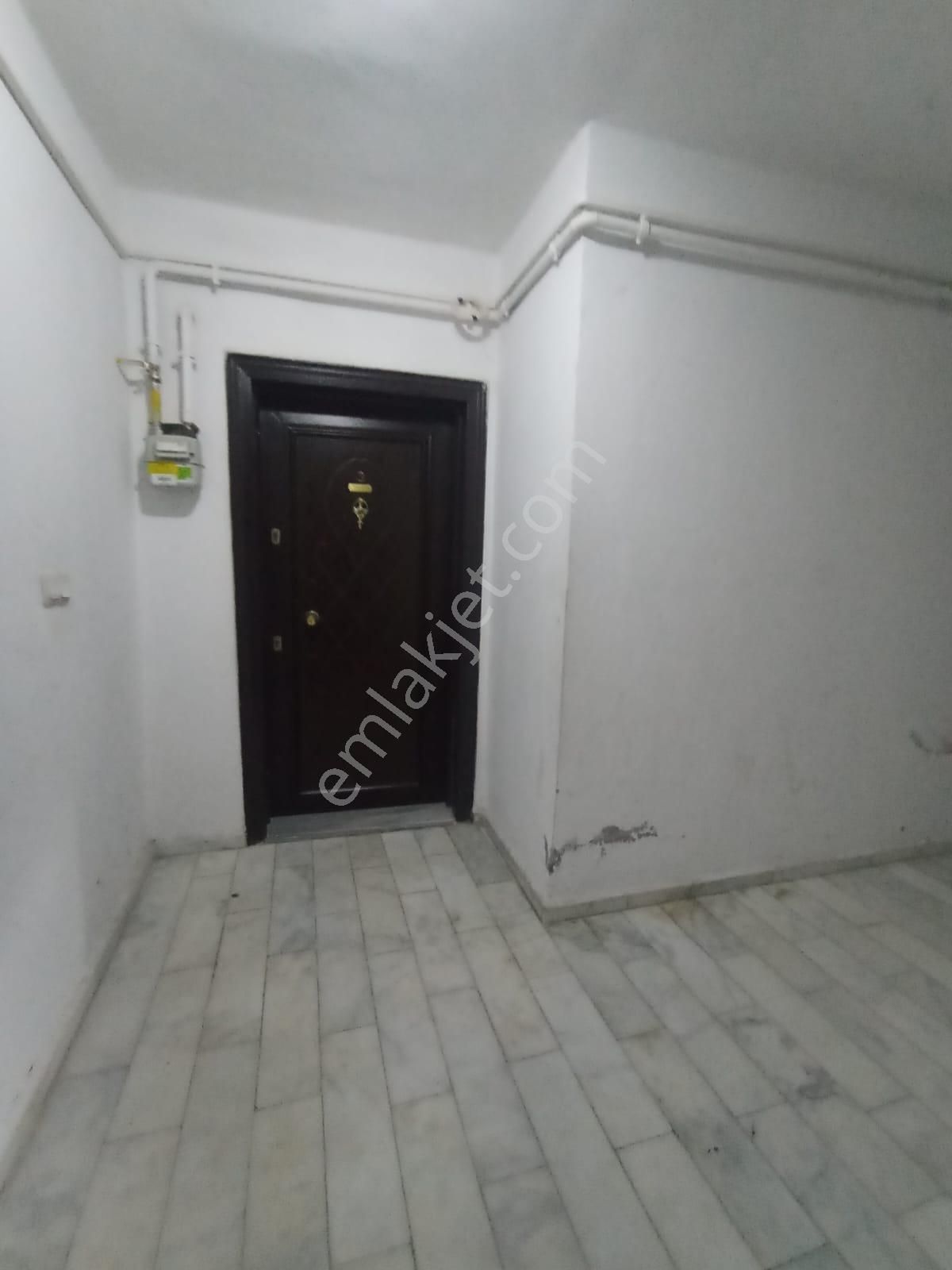 Çanakkale Biga Hamdibey Mahallesinde Kiralık 2+1 Daire - Görsel 3