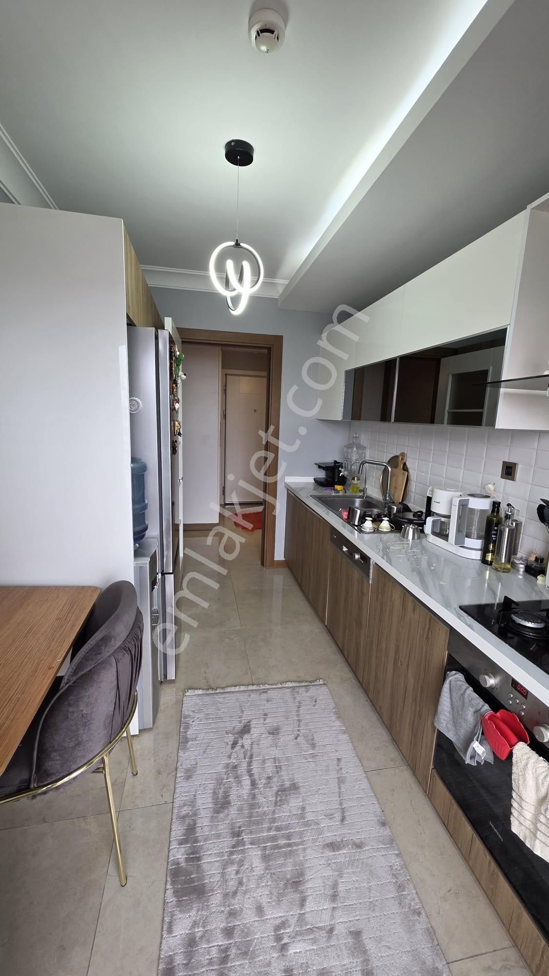 Beylikdüzü Kavaklı Huzurlu Marmara Sitesi 2+1 85m² Deniz Manzaralı Arakat - Görsel 8