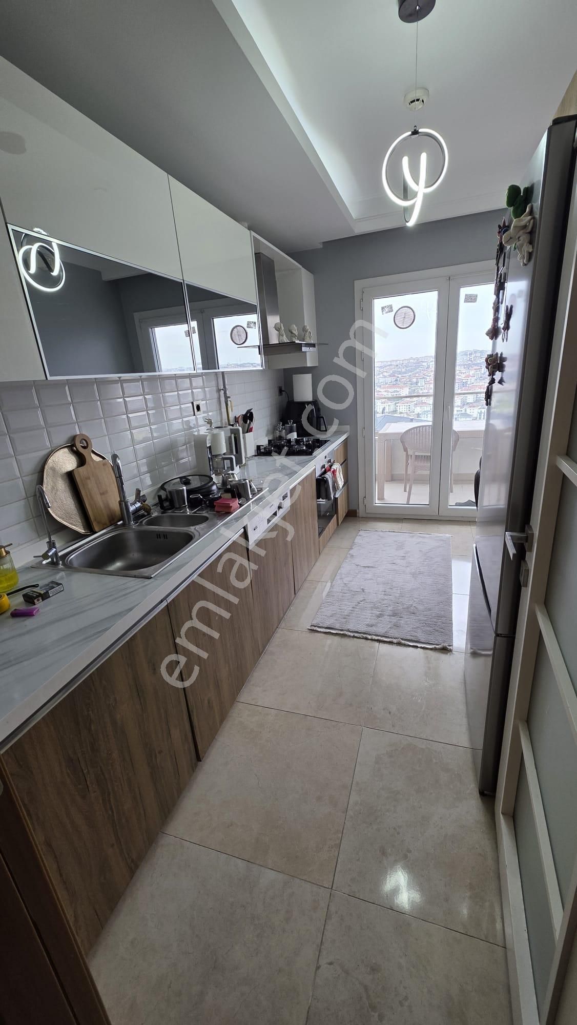 Beylikdüzü Kavaklı Huzurlu Marmara Sitesi 2+1 85m² Deniz Manzaralı Arakat - Görsel 6