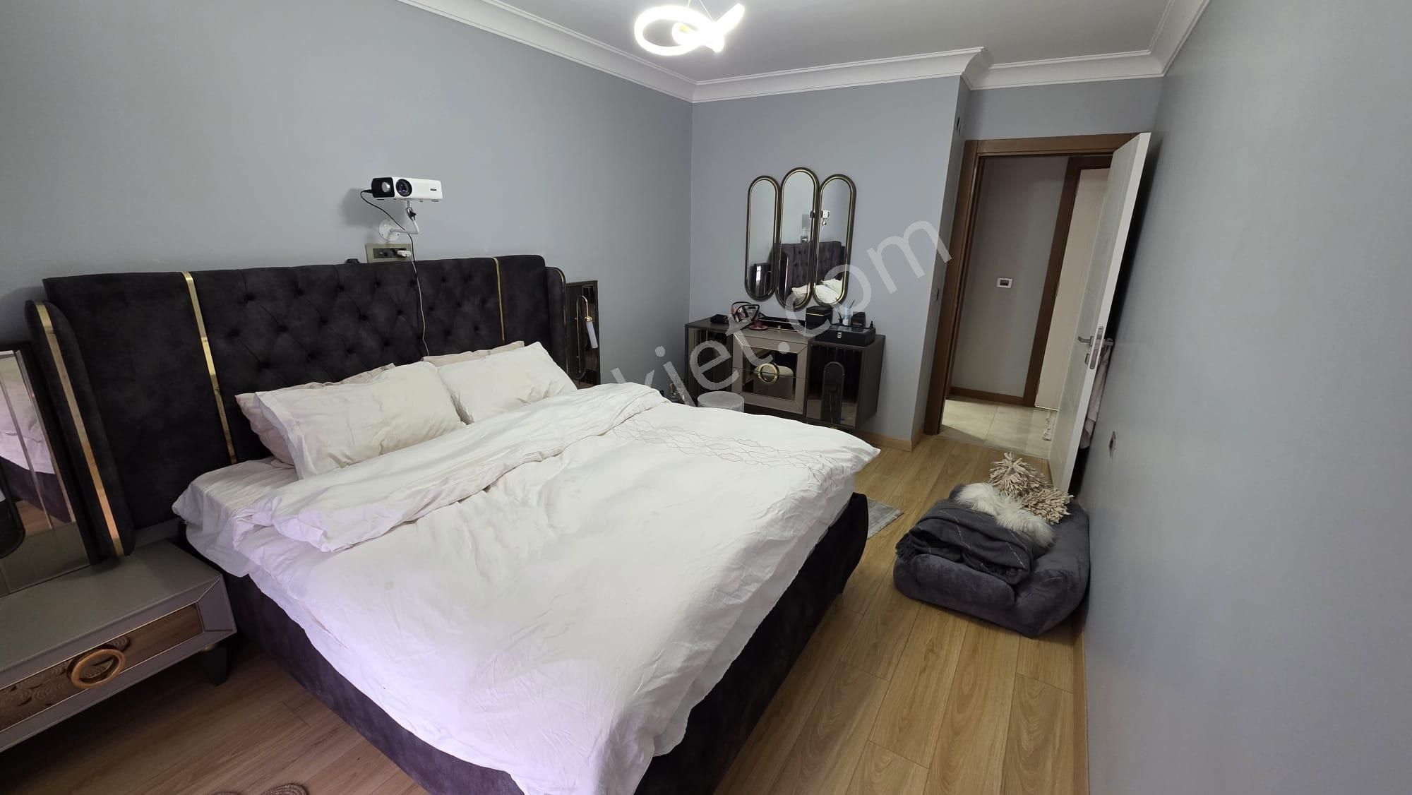 Beylikdüzü Kavaklı Huzurlu Marmara Sitesi 2+1 85m² Deniz Manzaralı Arakat - Görsel 14