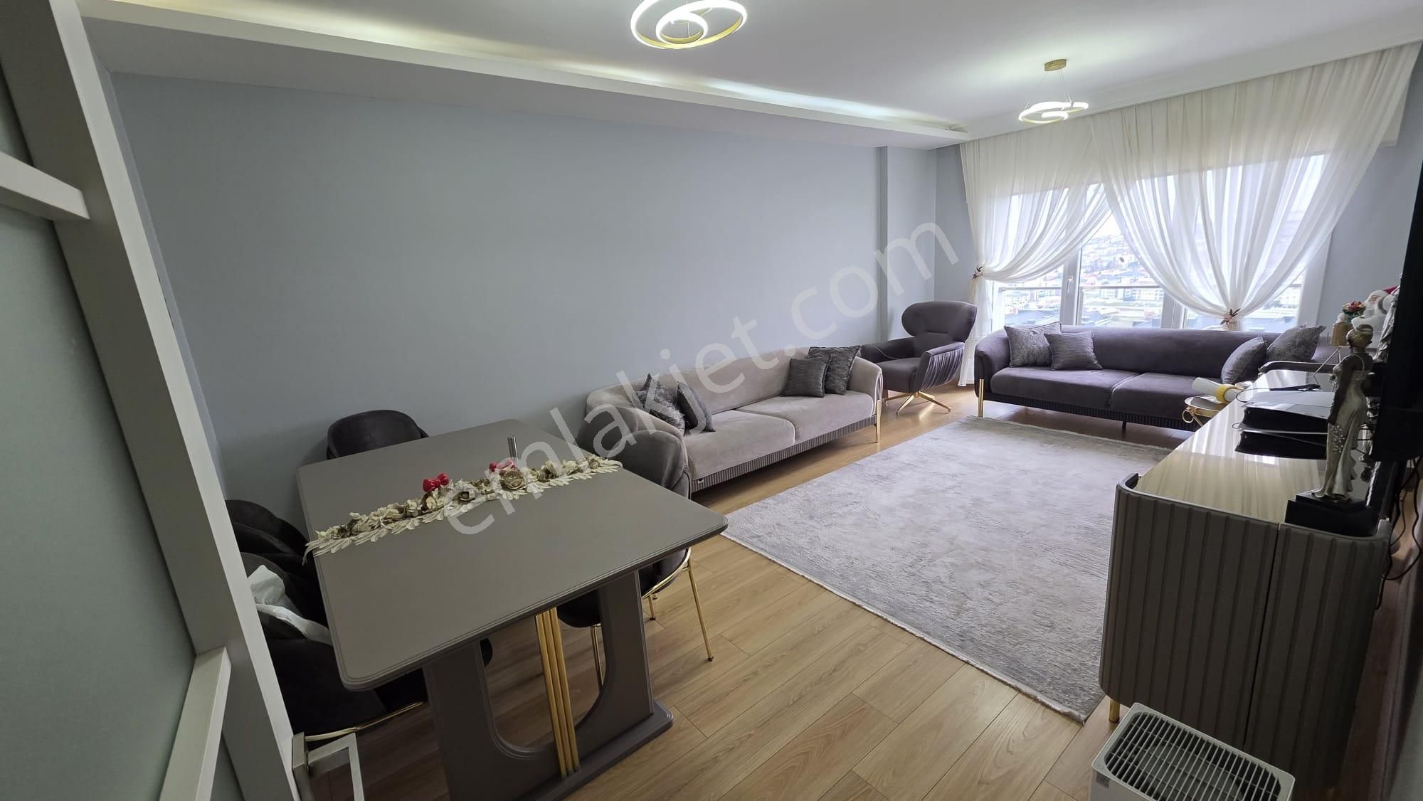 Beylikdüzü Kavaklı Huzurlu Marmara Sitesi 2+1 85m² Deniz Manzaralı Arakat - Görsel 2
