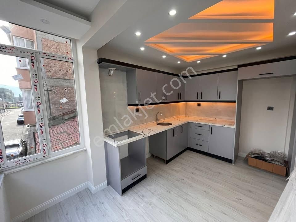 🏡 Göl-san Gayrimenkul’den 🏡 Cumhuriyet Mah. 3+1 Fırsat Dairee !!!