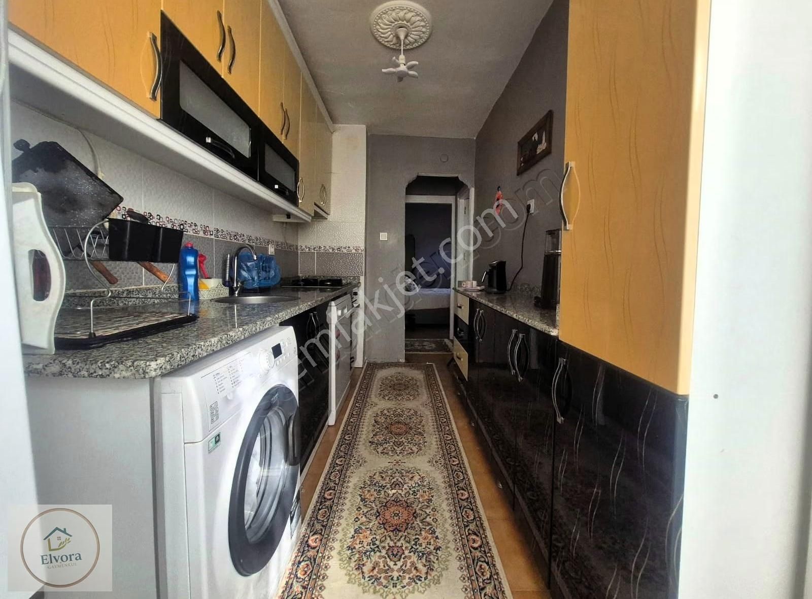 Buca Cumhuriyet Mahallesi Arakat 2+1 Satılık Daire - Görsel 11