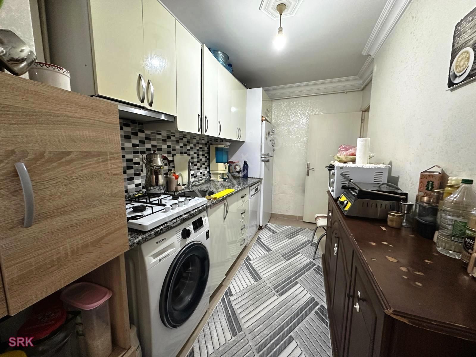 Serkan Gayrimenkulden Bahçelievler Yenibosnada 1 Kat 10 Yıllık Bina - Görsel 5