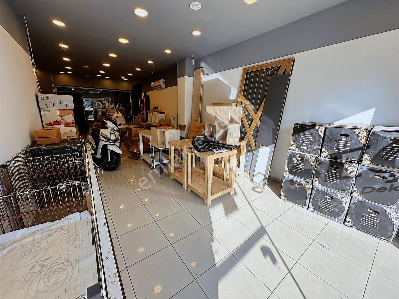 Stoptan Cumhuriyet Mahallesi Devren Kiralık Dükkan - Görsel 3