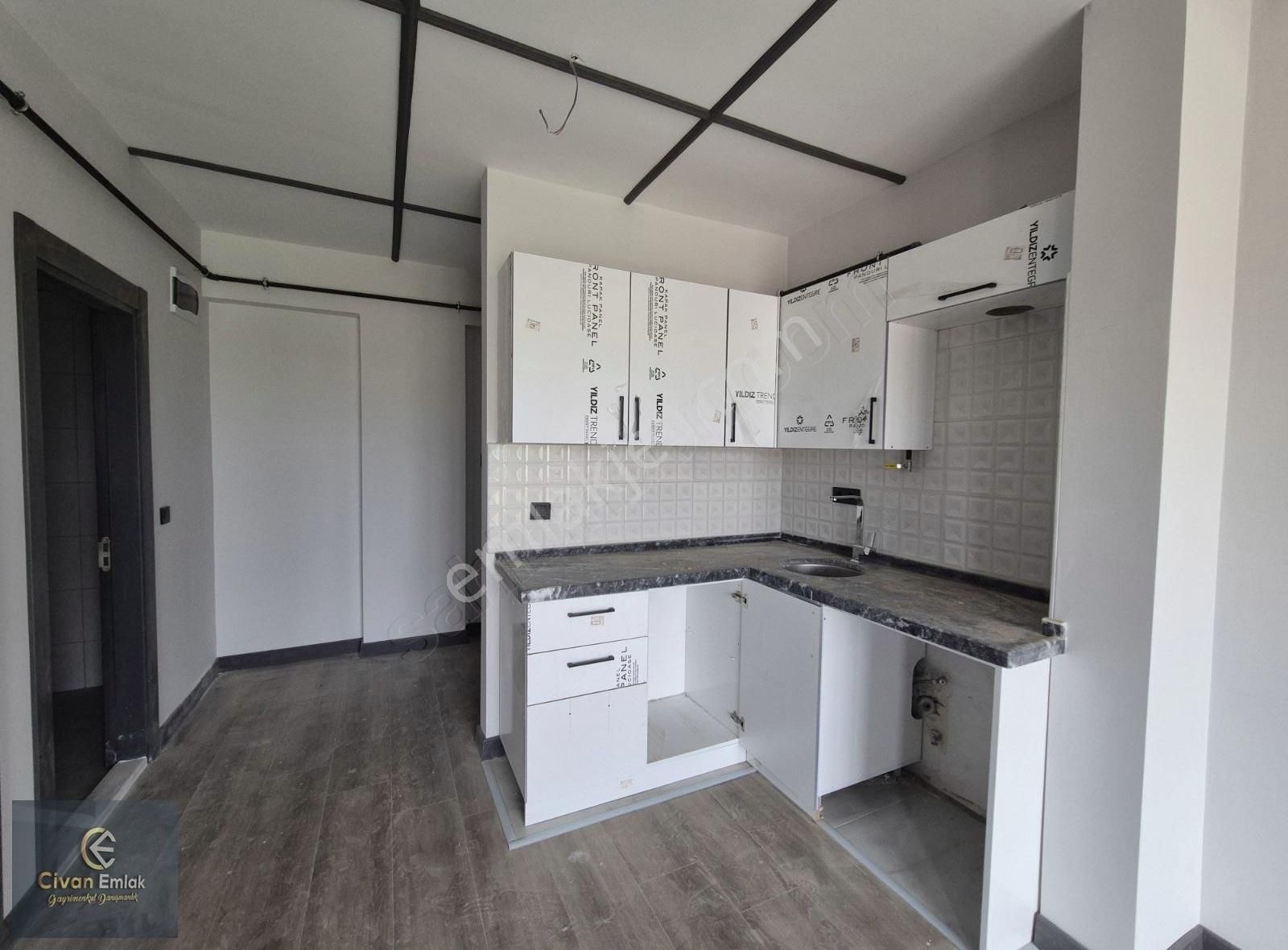 Civandan Rte Cepheli Ofise Uygun Yerden Isıtma Satılık 1+1 - Görsel 33