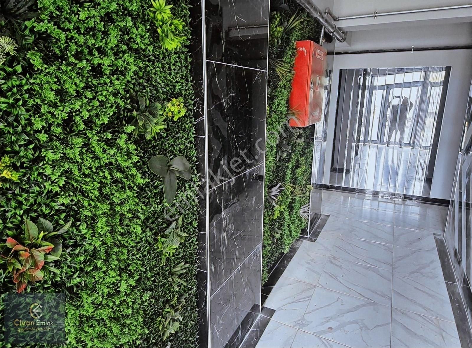 Civandan Toplukonutta Havuzlu Ful Olanaklı Sitede Satılık 1+1 - Görsel 33