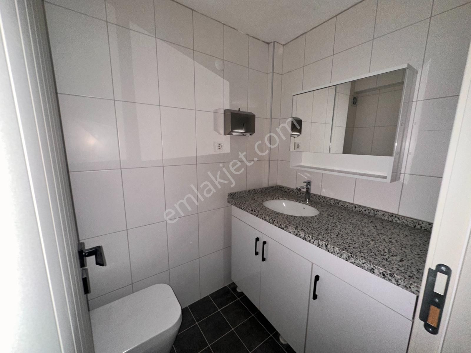 Beşiktaş Balmumcu Kurumsal Kiracıya Uygun Otoparklı Daire - Görsel 5