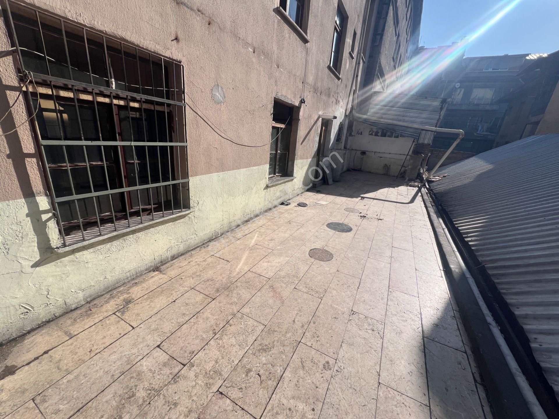 Ulusta Sizlere Özel 28odalı 3katlı Satılık Binamız Kaçmaz Fırsat - Görsel 15