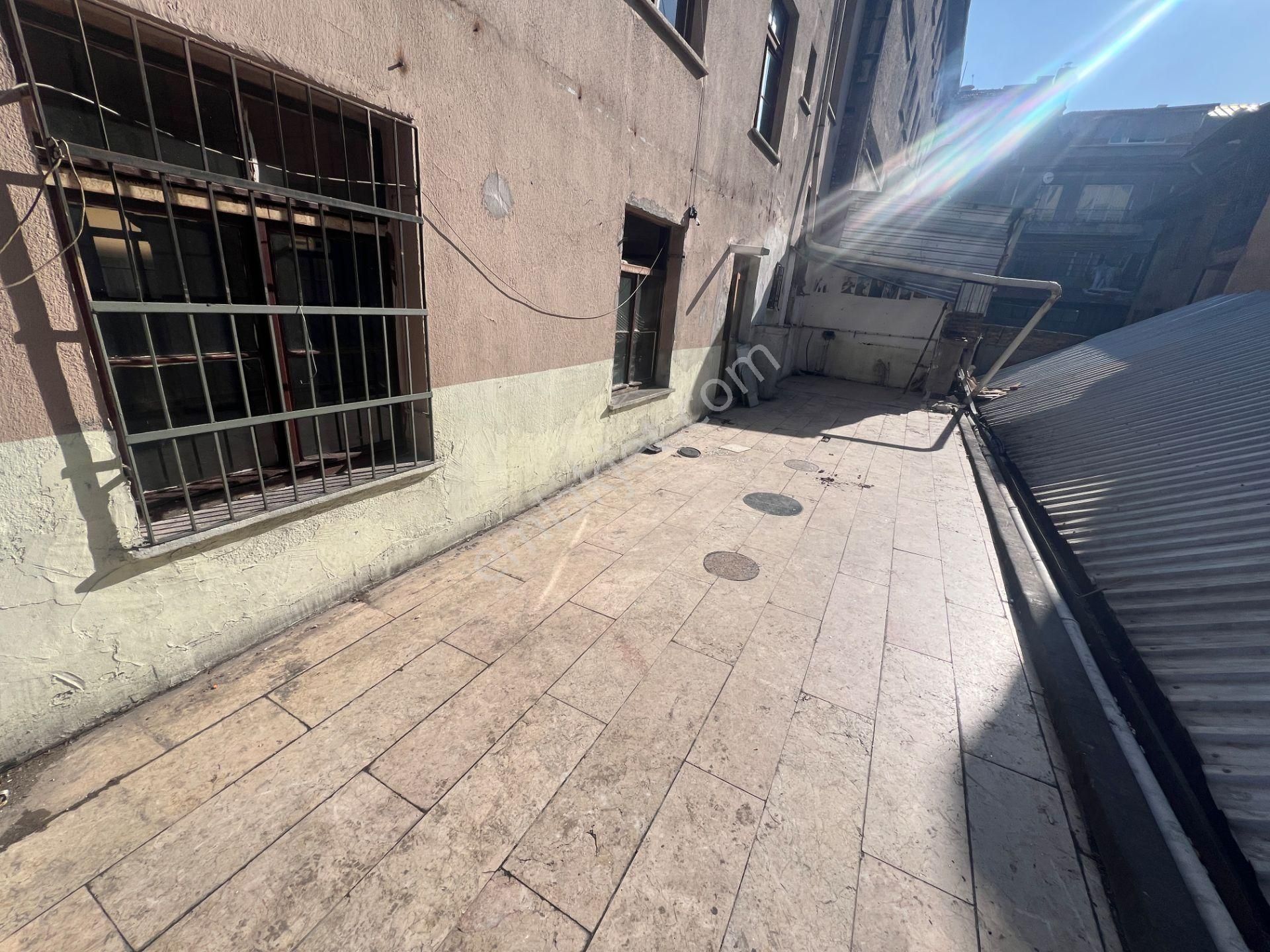 Ulusta Sizlere Özel 28odalı 3katlı Satılık Binamız Kaçmaz Fırsat - Görsel 16