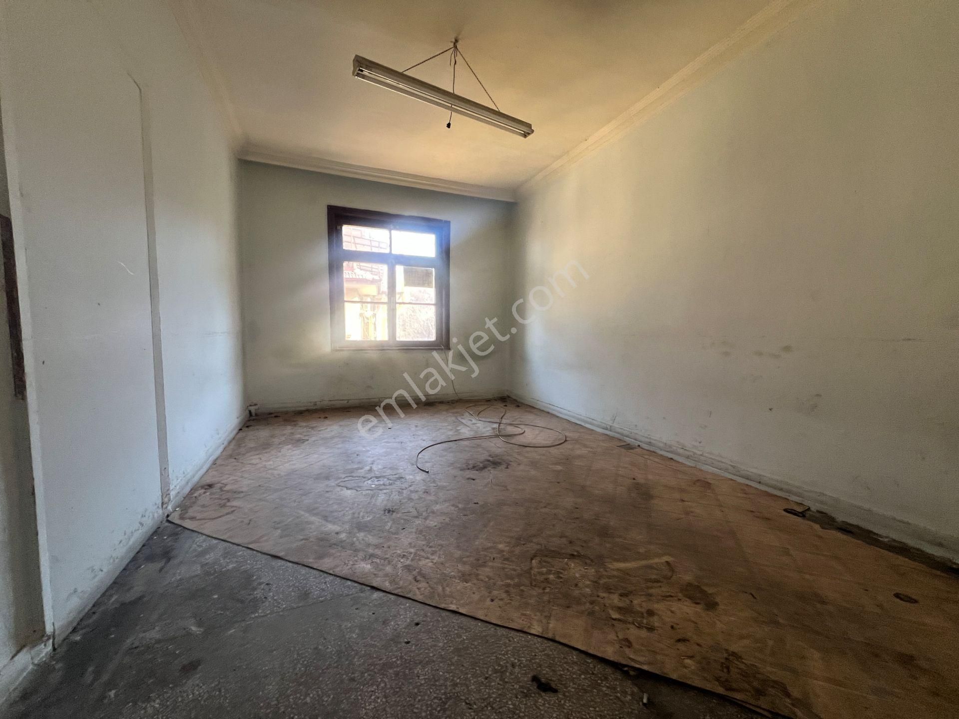 Ulusta Sizlere Özel 28odalı 3katlı Satılık Binamız Kaçmaz Fırsat - Görsel 13