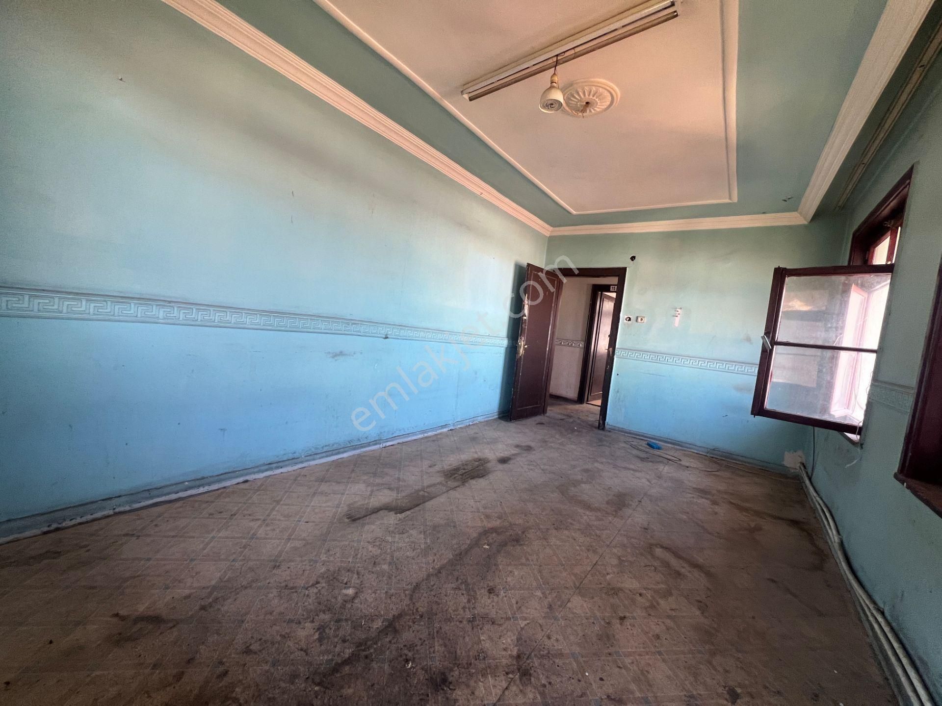 Ulusta Sizlere Özel 28odalı 3katlı Satılık Binamız Kaçmaz Fırsat - Görsel 3