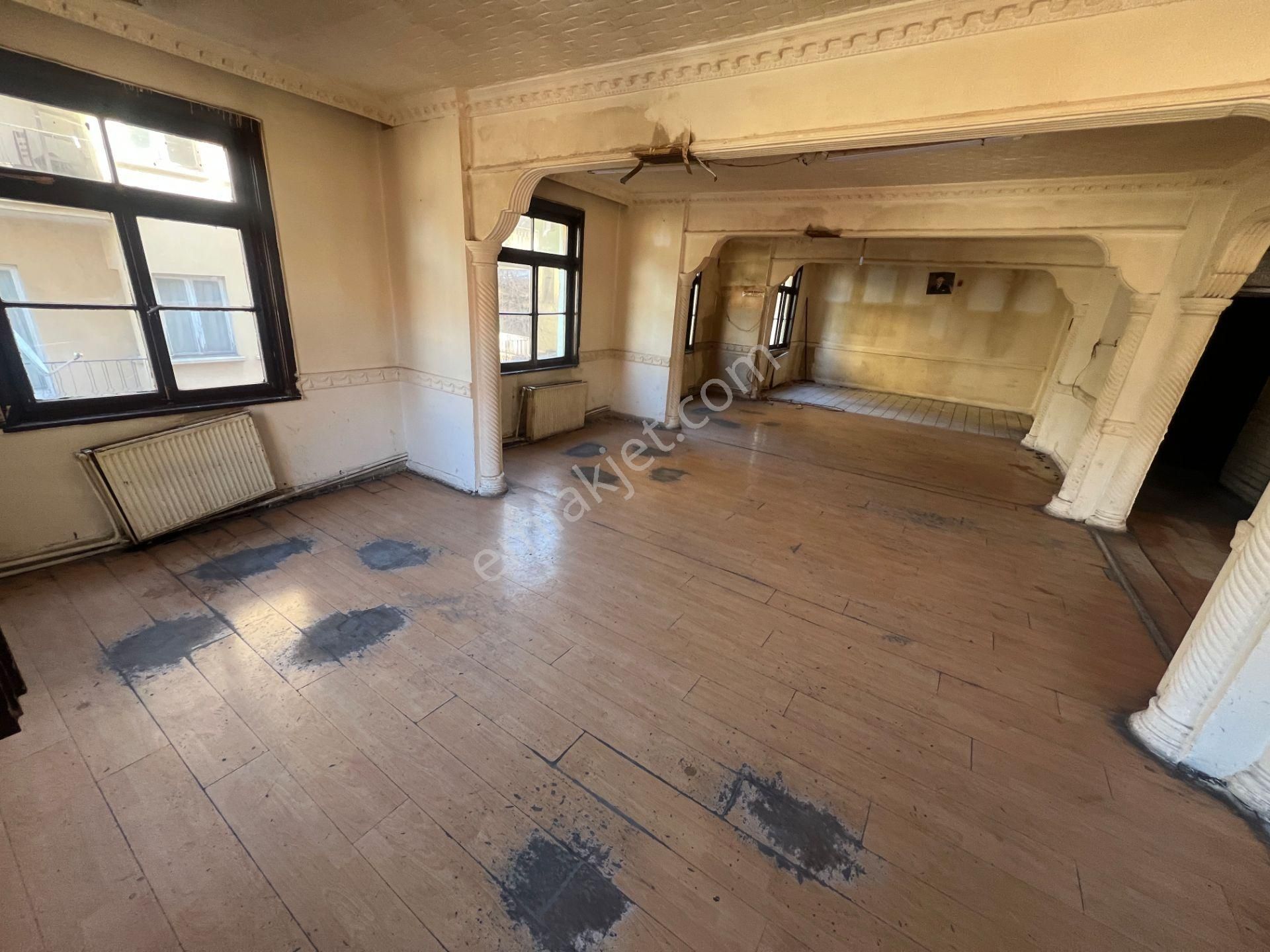 Ulusta Sizlere Özel 28odalı 3katlı Satılık Binamız Kaçmaz Fırsat - Görsel 20