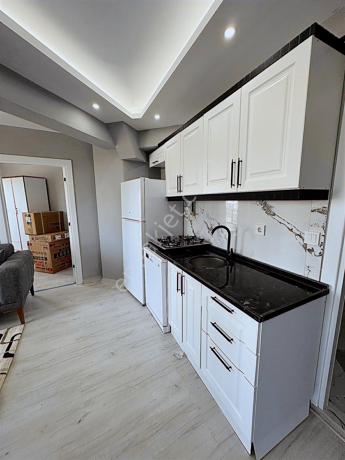Ege Emlak'tan Otogar Karşısında Kiralık 2+0 Eşyalı Daire - Görsel 25