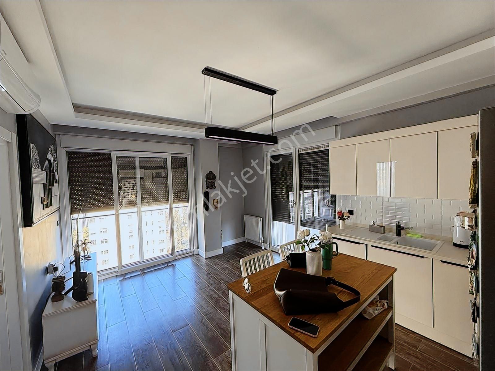 Utkudan Suadiyede Bağdat Cad.yürüme Mesafesinde Satılık 2+1daire - Görsel 2