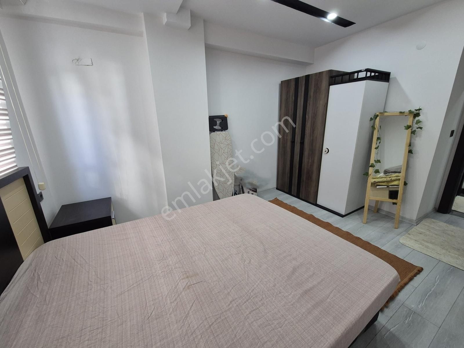 Çamlıbel'de Doğalgazlı Tramvaya 150m Lüks Eşyalı 2+0 Daire - Görsel 12