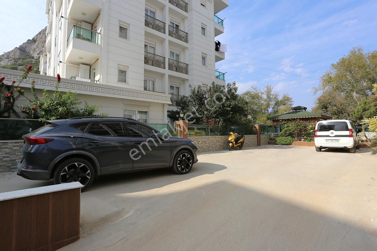 Konyaaltı Hurma'da Boğaçay Caddesi'nde 2+1 Daire - Görsel 9