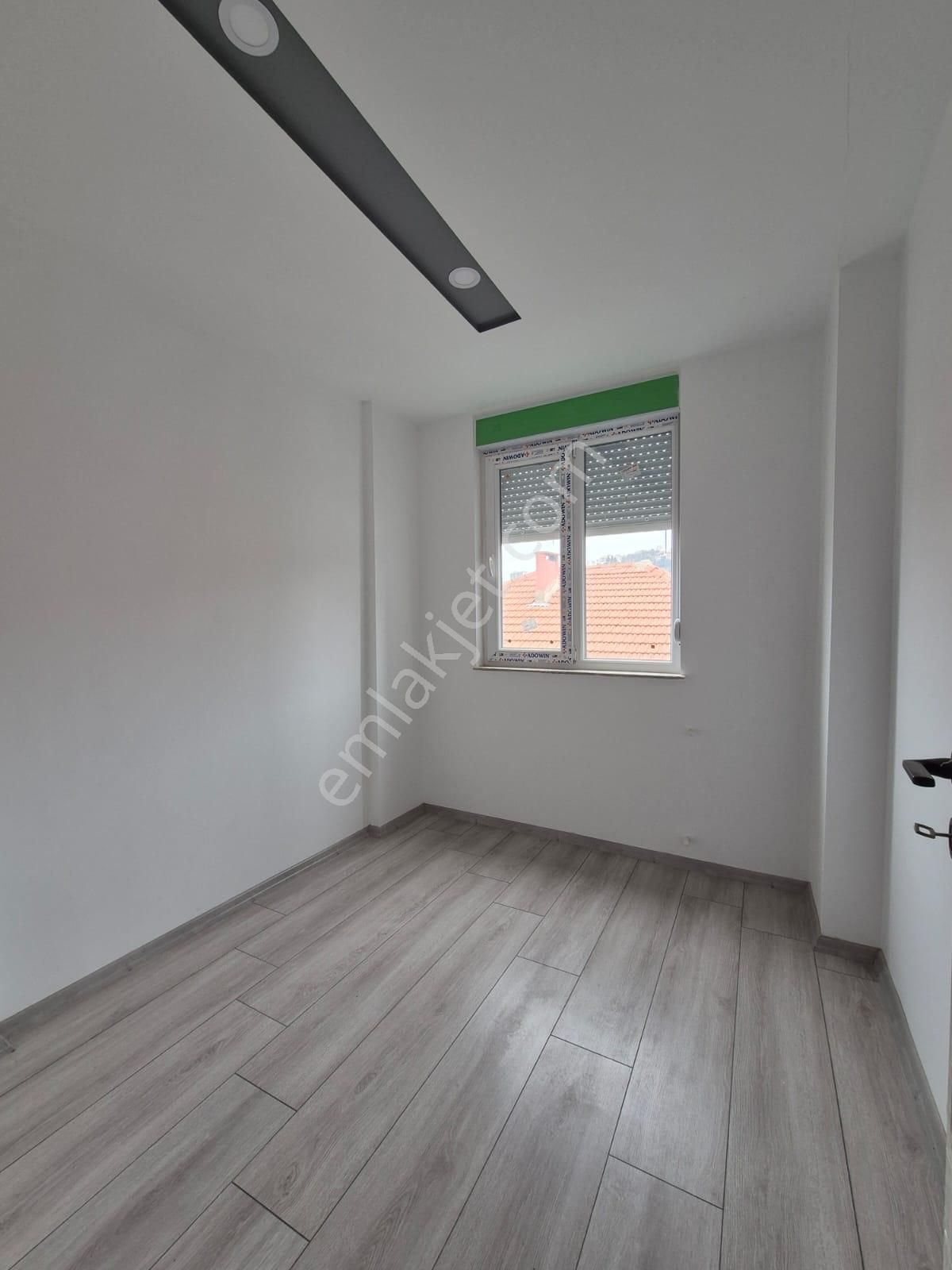 Kanal Mah Asansörlü Tramvaya 300m İskanlı Cam Balkon 5+1 Daire - Görsel 24
