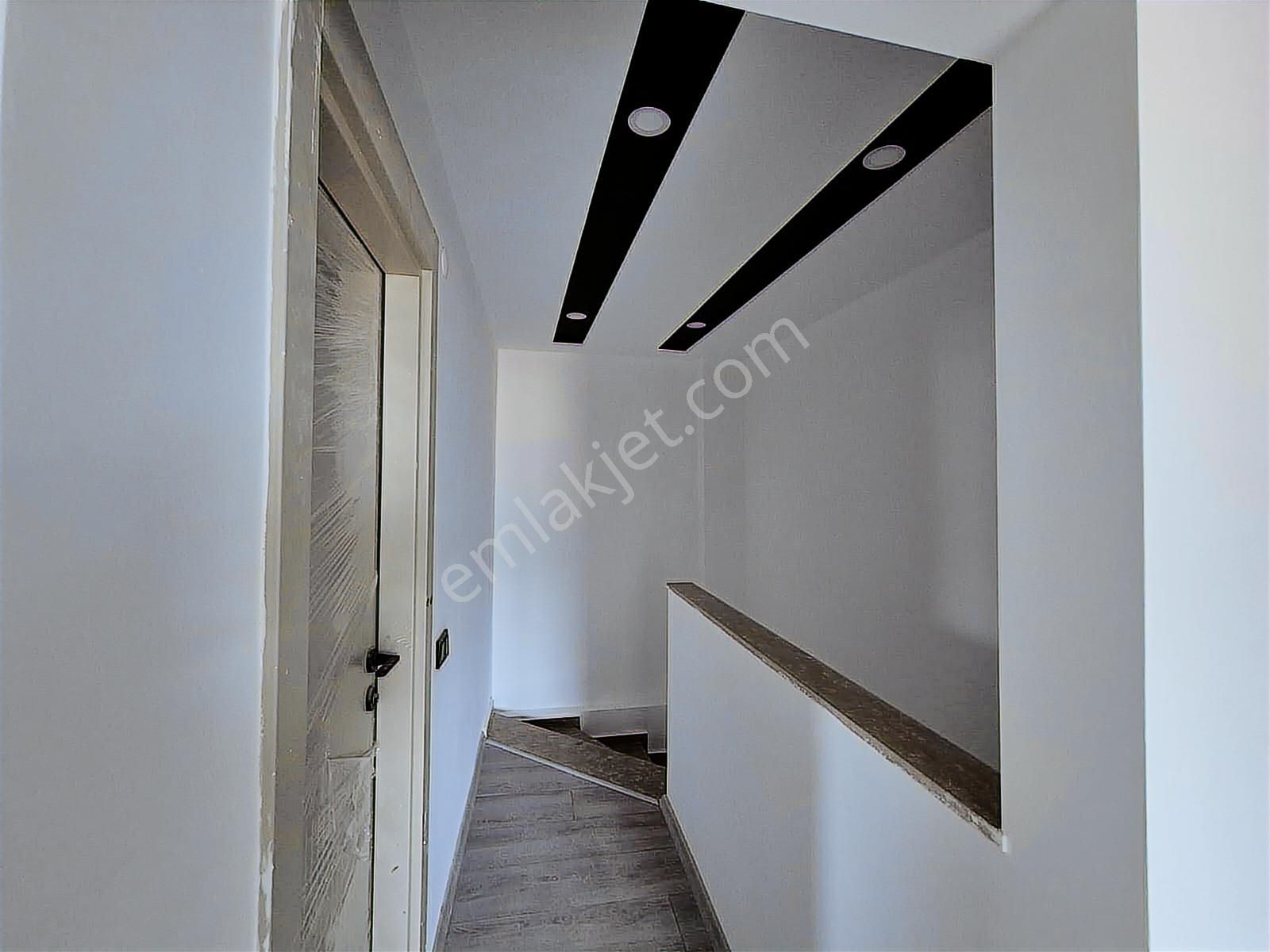 Kanal Mah Asansörlü Tramvaya 300m İskanlı Cam Balkon 5+1 Daire - Görsel 21