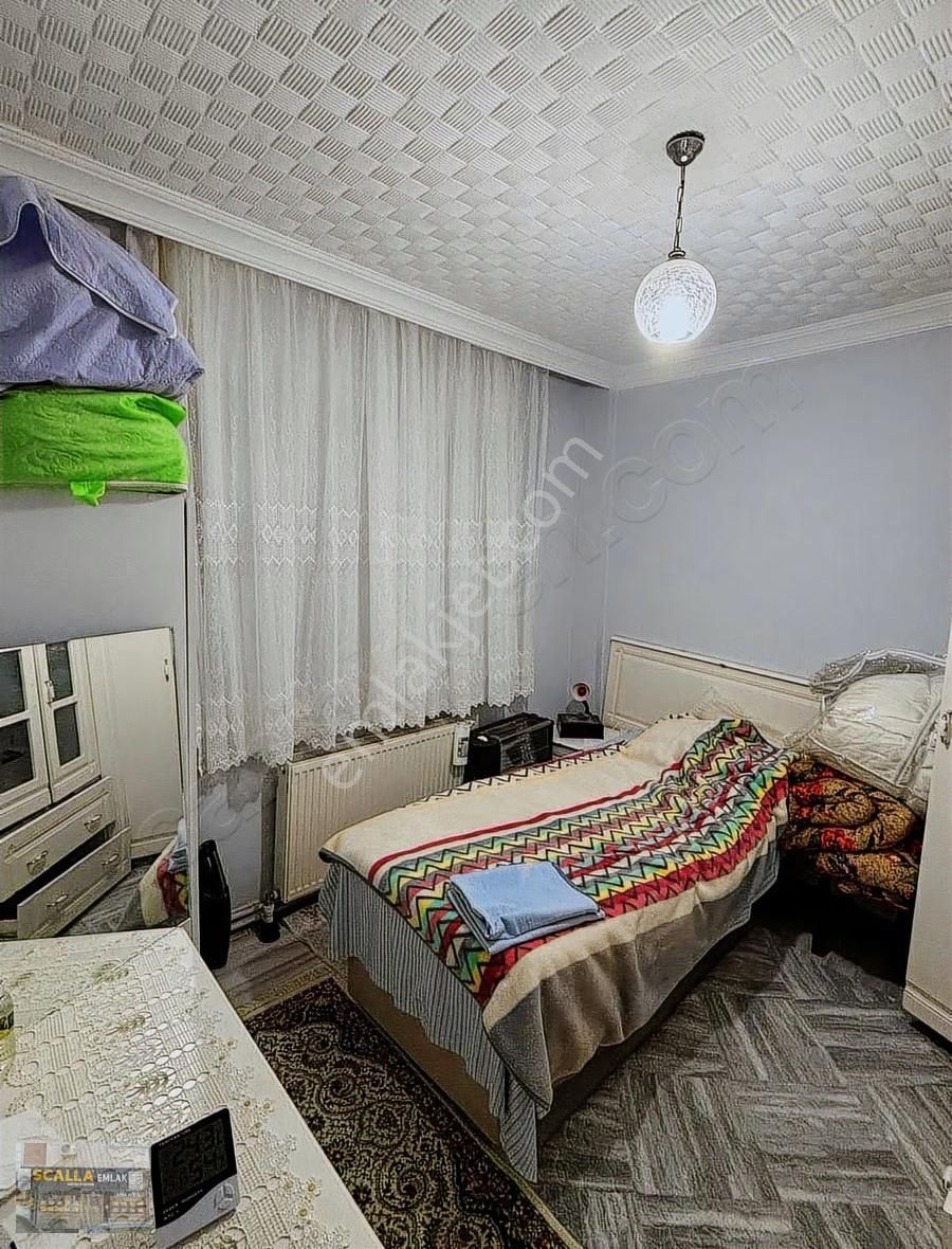 Kanarya Akbaba Sok. 2+1 Müstakil Giriş Kat Satılık 90 M2 - Görsel 8