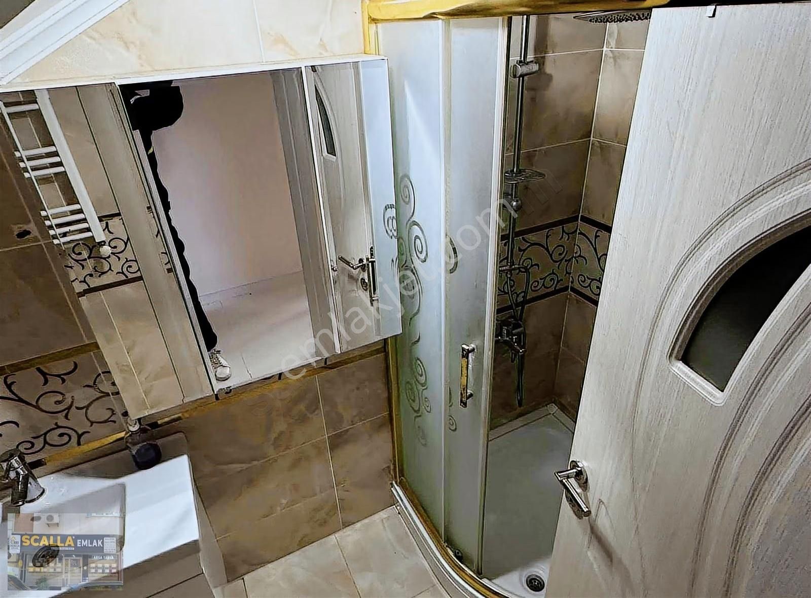 Beşyol Metrobüse Ve Aydın Üniye Yürüme Mesafesinde 2+1 Daire - Görsel 12