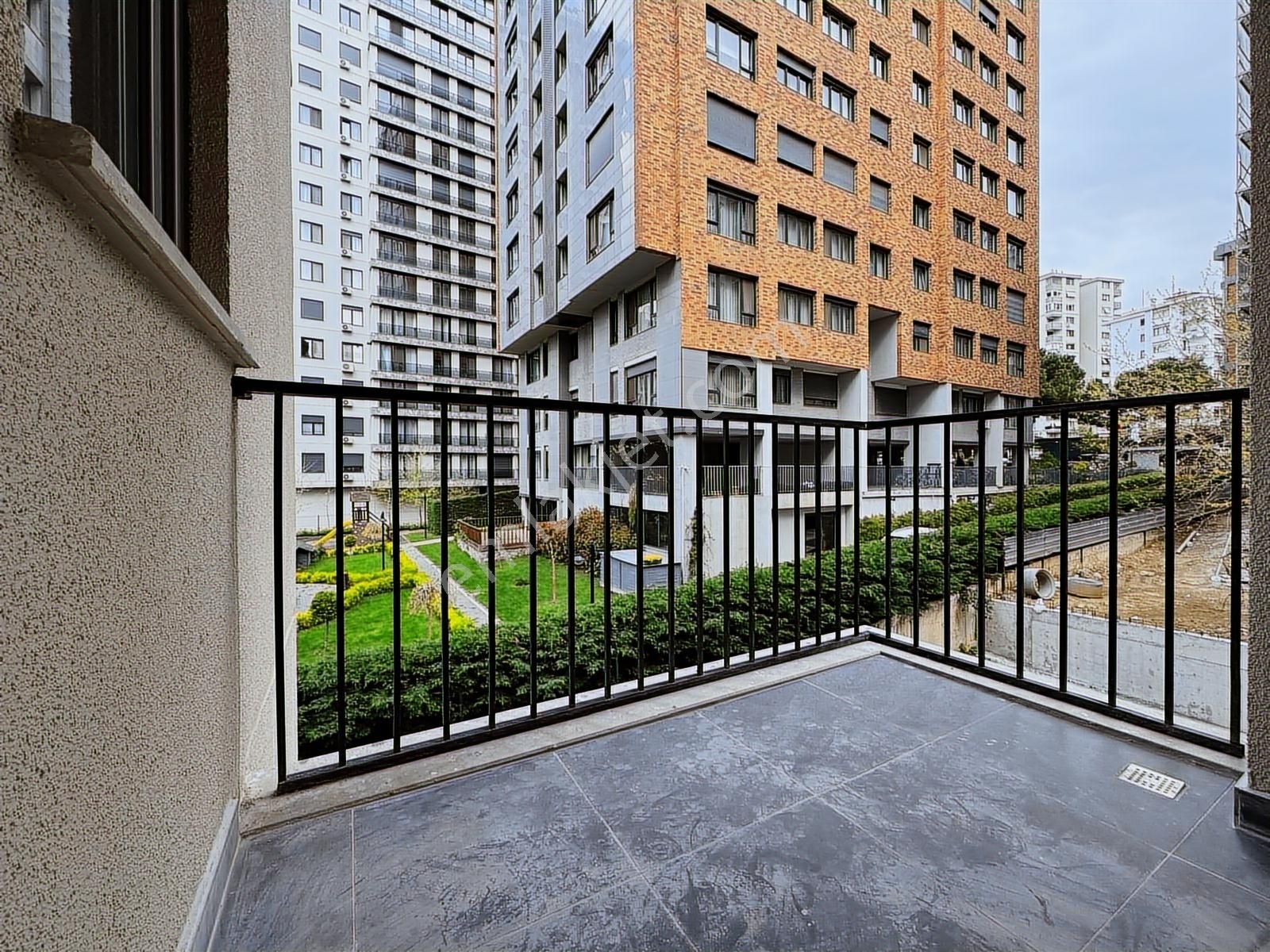 Suadiye'de Sahile Yakın Balkonlu Yeni Sıfır Daire 2+1 - Görsel 22