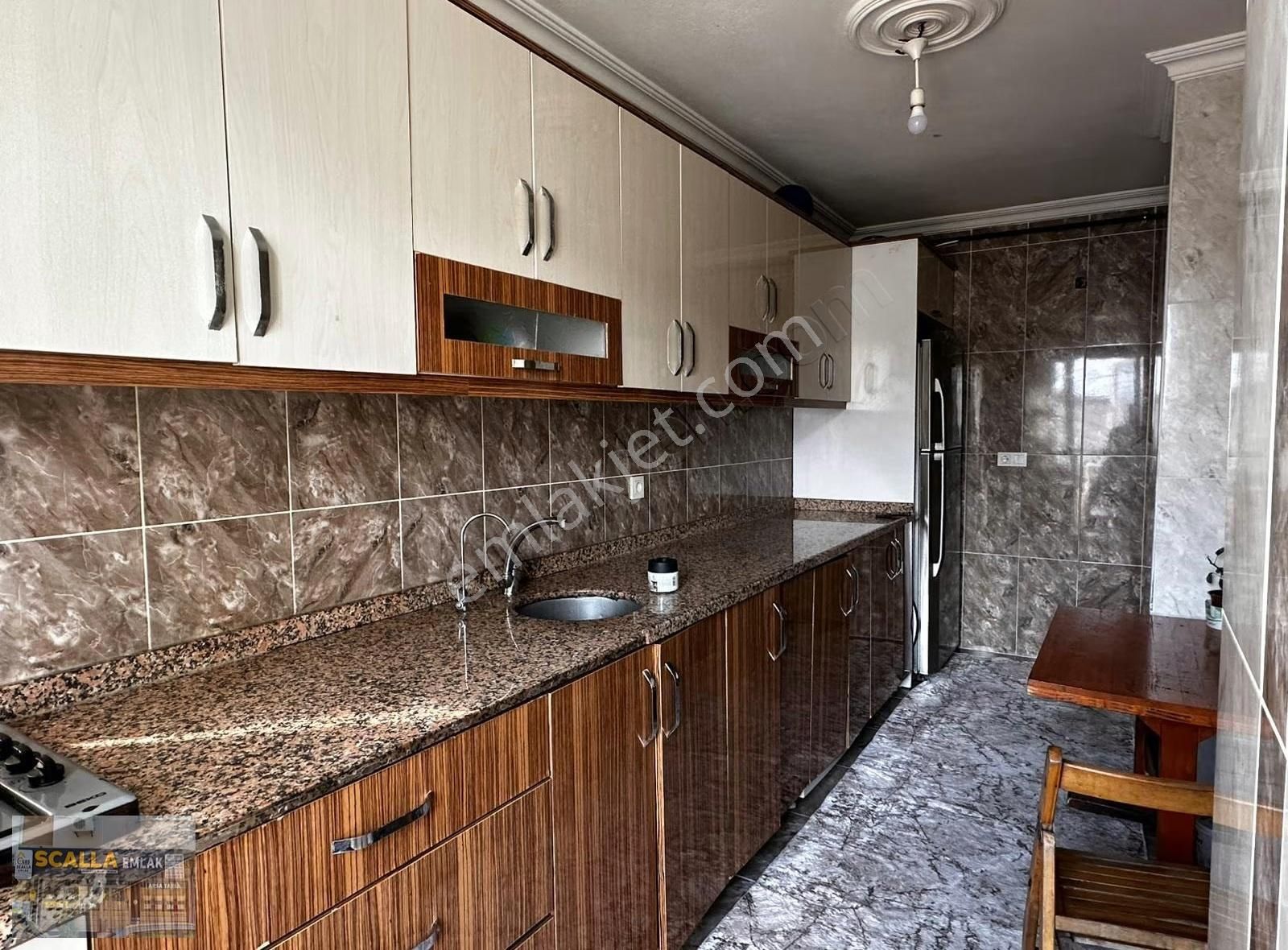 Kanarya Gazze Cami 3+1 Akbaba Sokakta Marmaraya Yürüme Mesafesi - Görsel 25