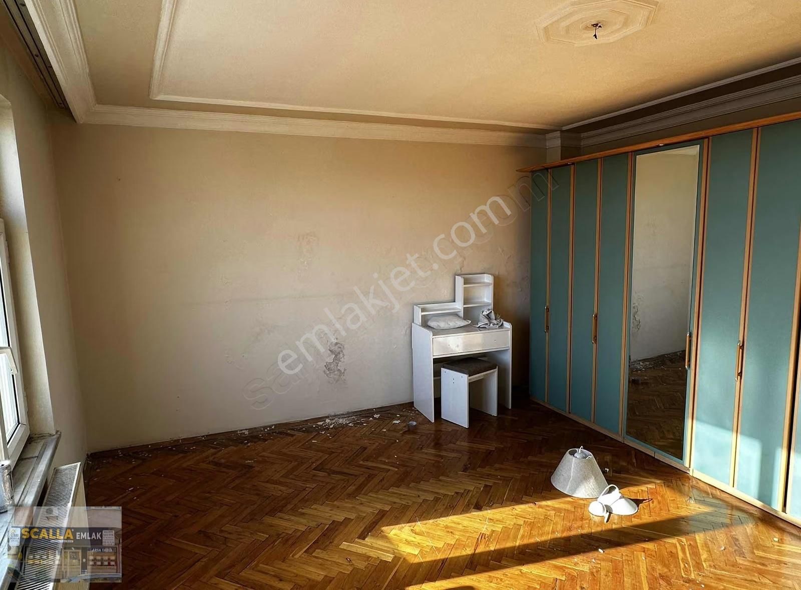 Sefaköy Metrobüse 6 Dk | 135 M² | 3+1 | 30 M² Balkon + Mangal - Görsel 7