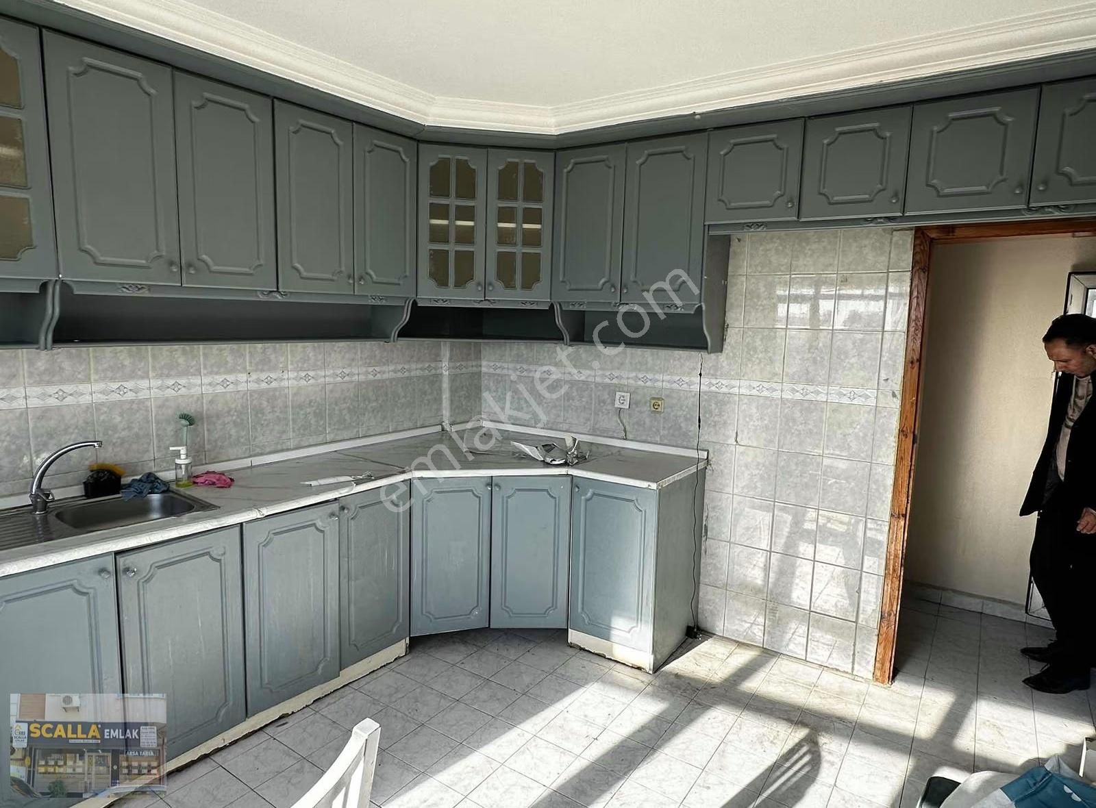 Sefaköy Metrobüse 6 Dk | 135 M² | 3+1 | 30 M² Balkon + Mangal - Görsel 21