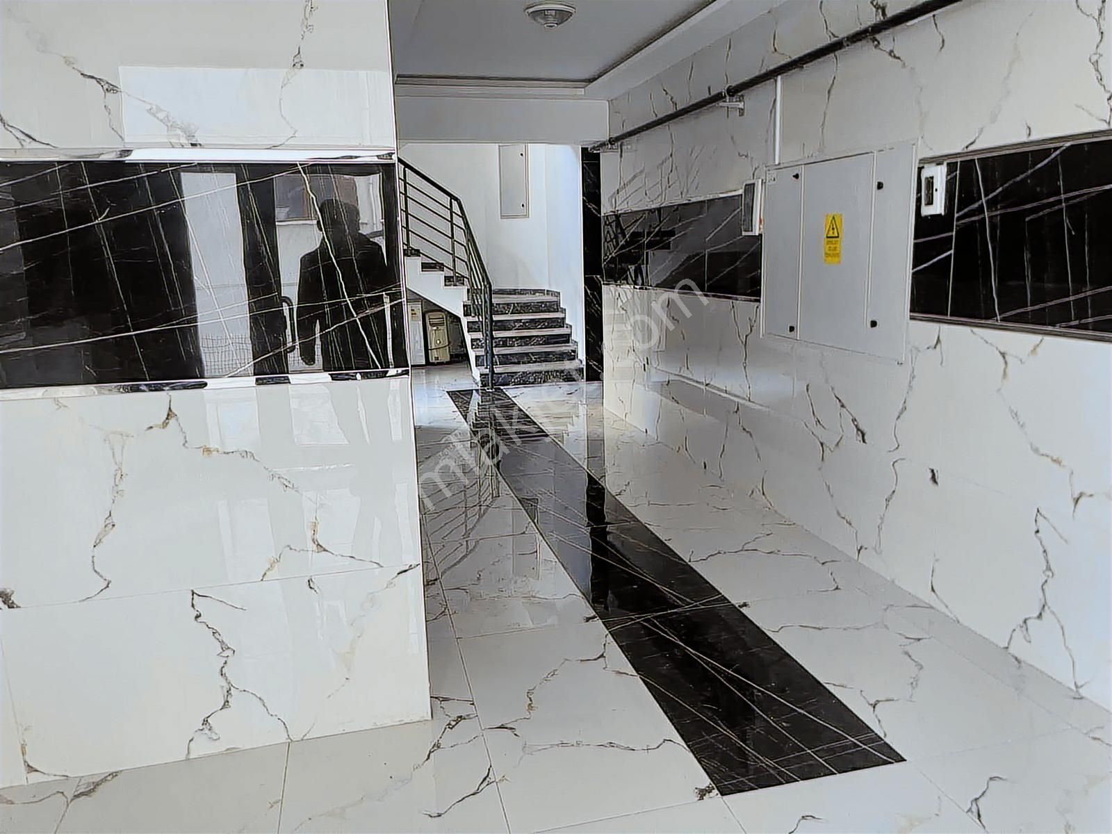 Yukarı Yahyalar 4+1 Satılık Daire - Görsel 2