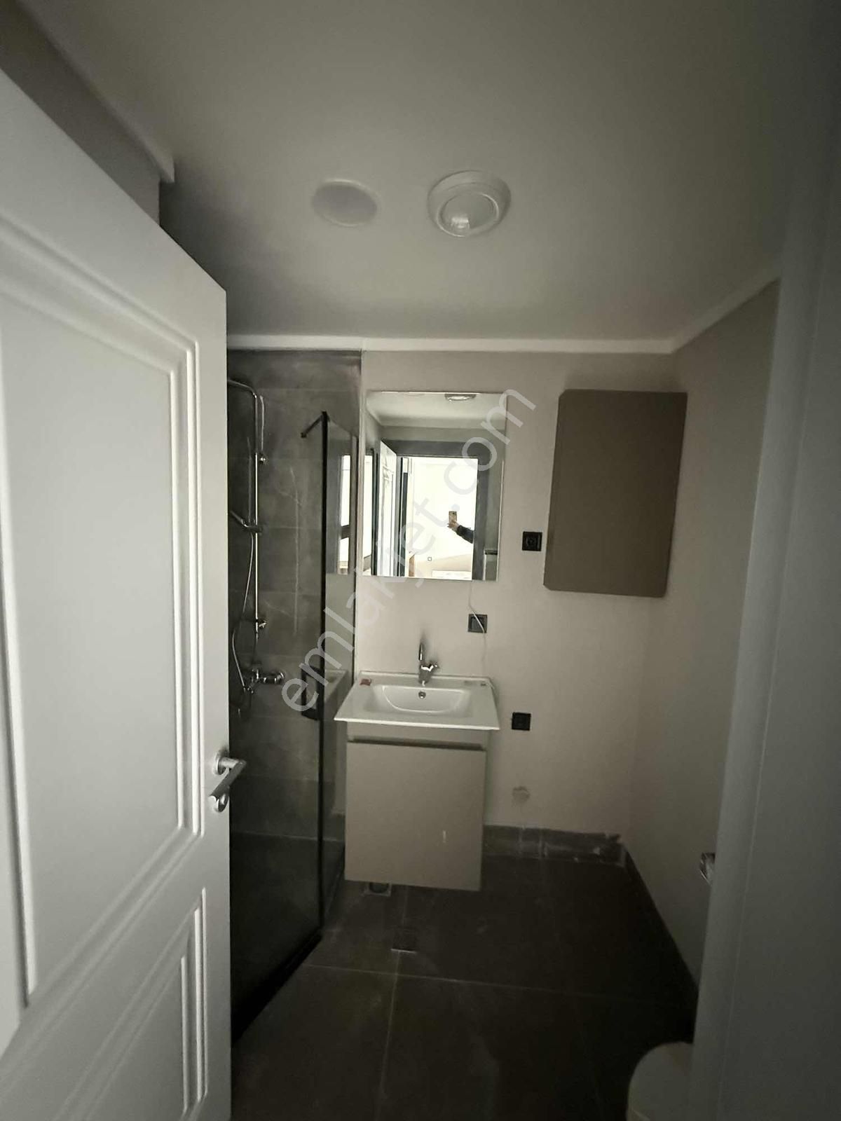 Mehmet Akif Ersoy Mahallesi'nde Satılık 1 + 1 Daire - Görsel 9