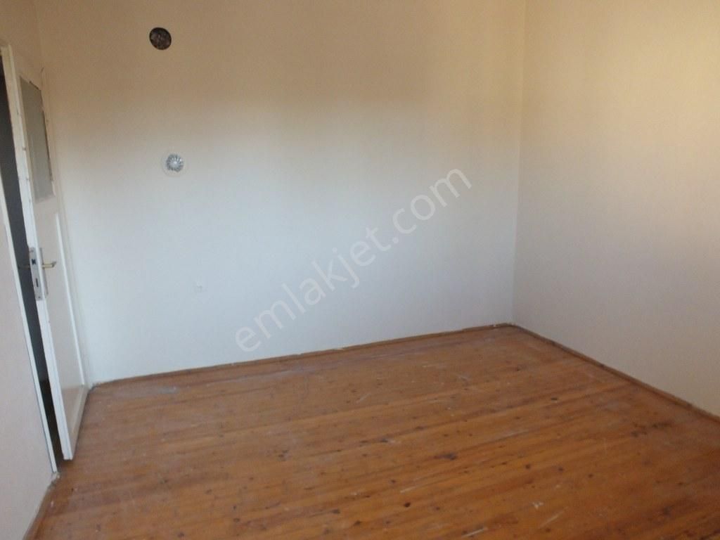 Karaman Alacasuluk Mahallesi Satılık 3 Katlı Müstakil Ev - Görsel 16