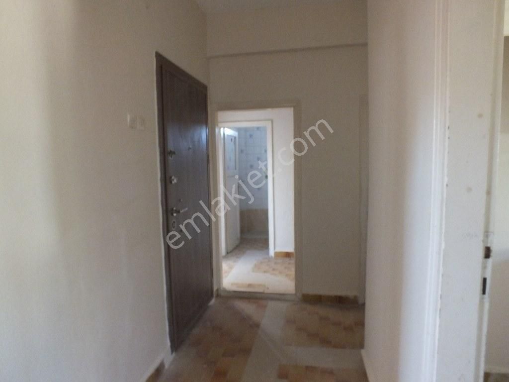 Karaman Alacasuluk Mahallesi Satılık 3 Katlı Müstakil Ev - Görsel 7