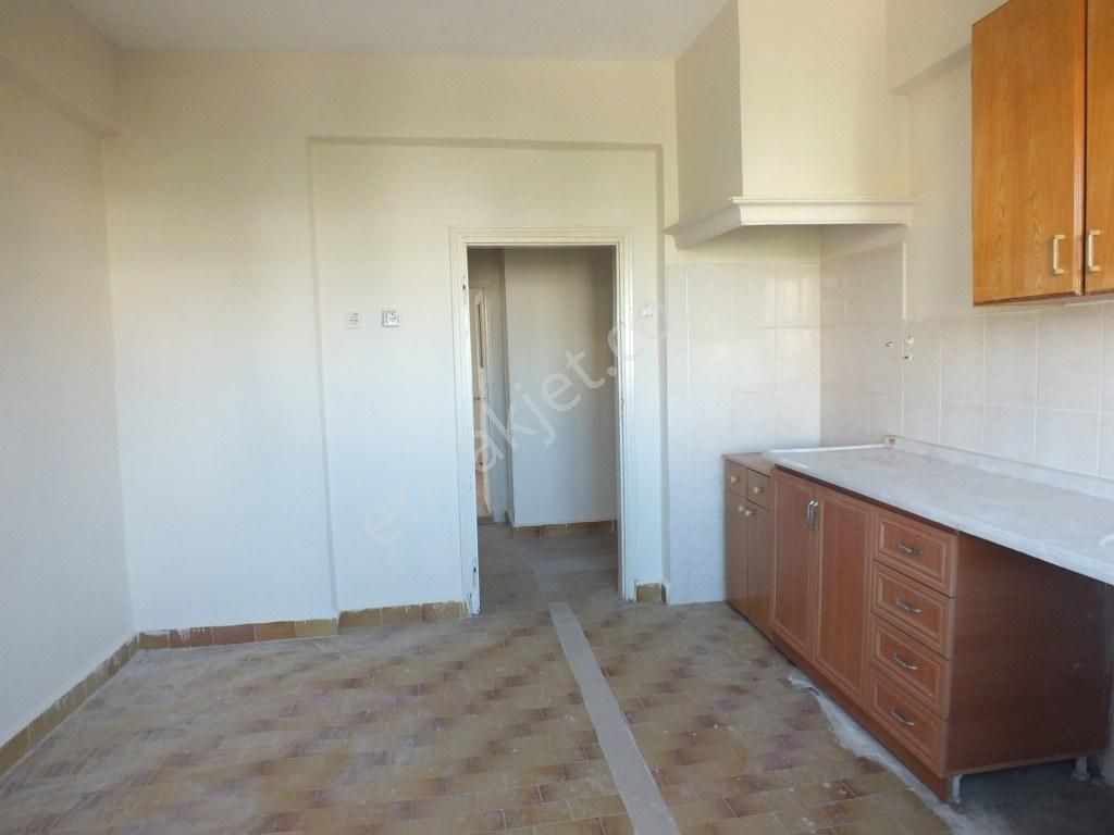 Karaman Alacasuluk Mahallesi Satılık 3 Katlı Müstakil Ev - Görsel 33