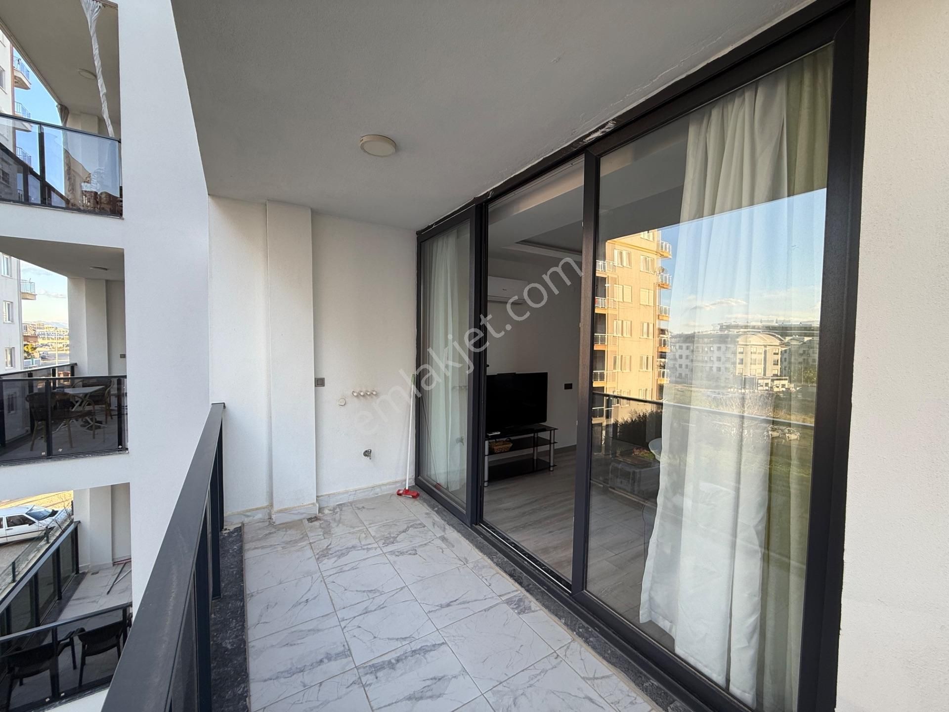 Altıntaş Havuzlu Otoparklı Site İçi Eşyalı 1+1 Kiralık - Görsel 19