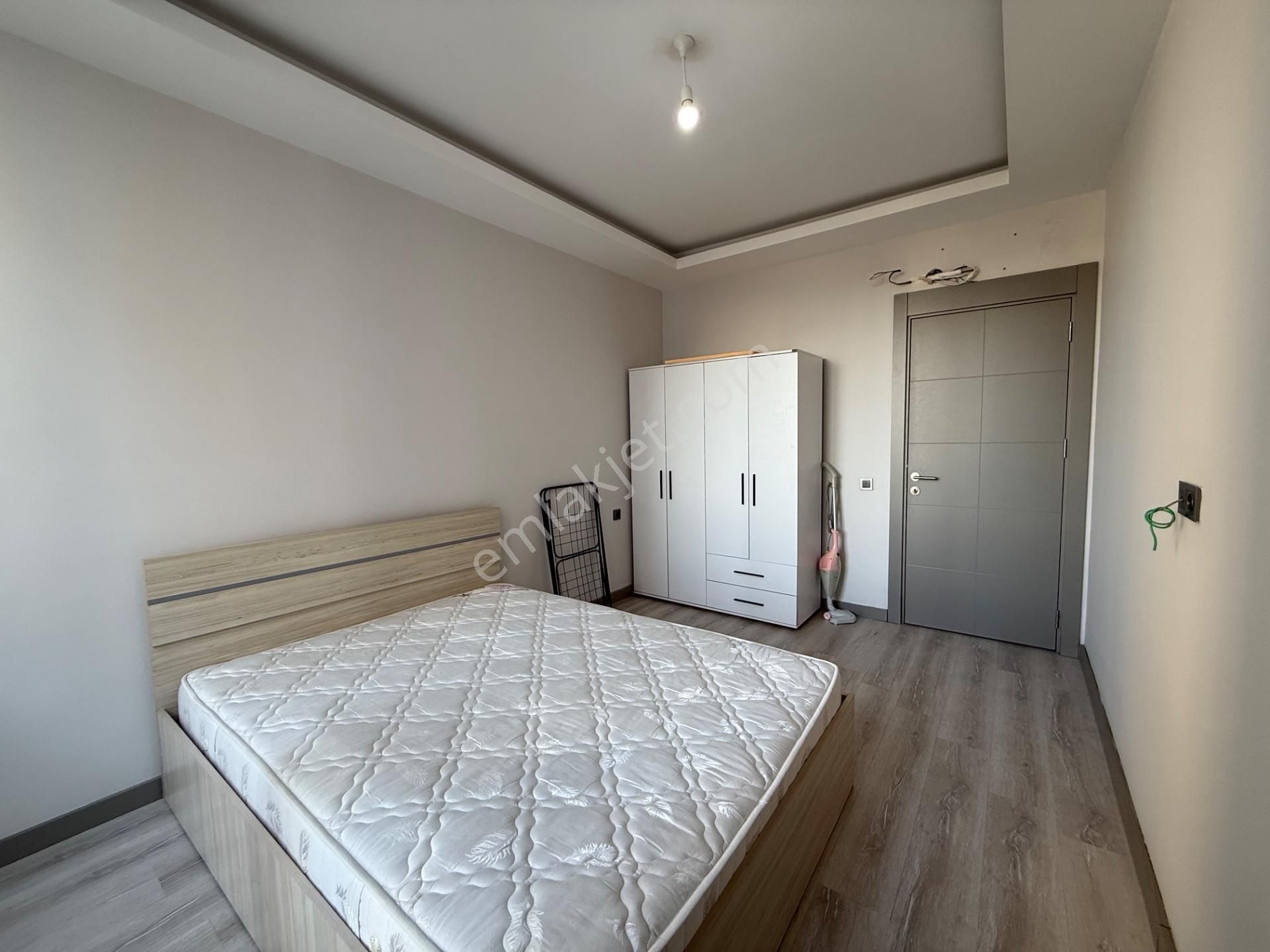 Altıntaş Havuzlu Otoparklı Site İçi Eşyalı 1+1 Kiralık - Görsel 9