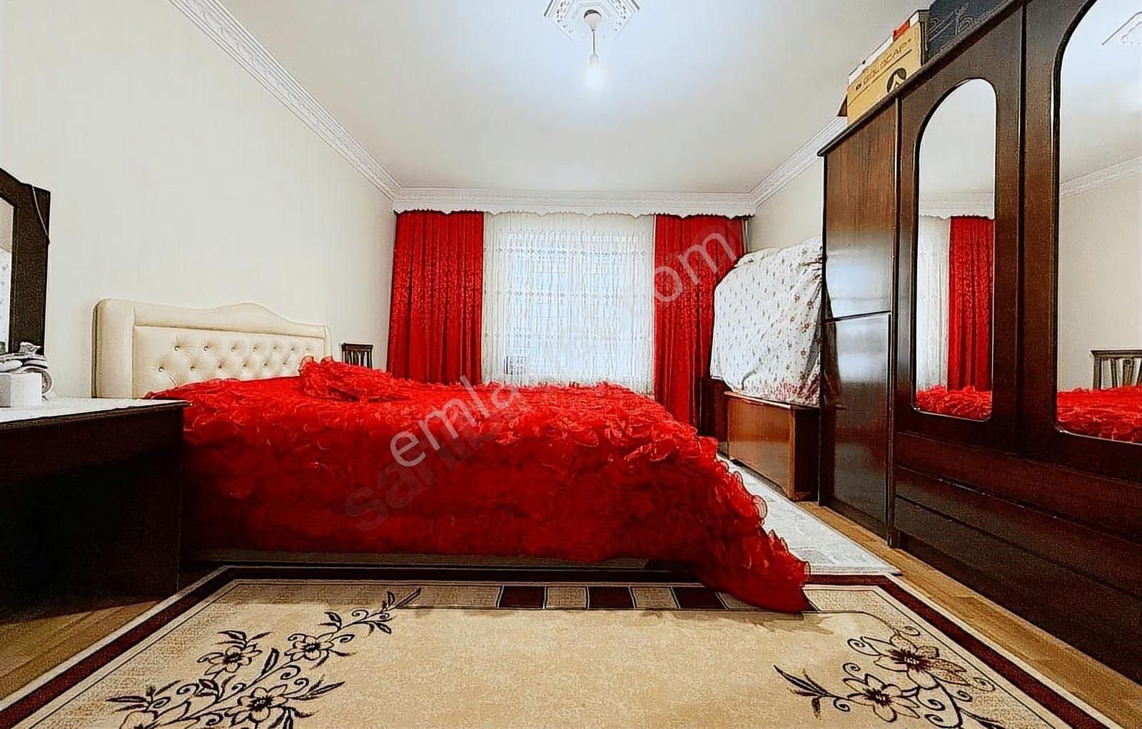 Kuşcağız Hakim Sokak'da 140m2 Çok Geniş 3+1 Full Yapılı Daire - Görsel 13
