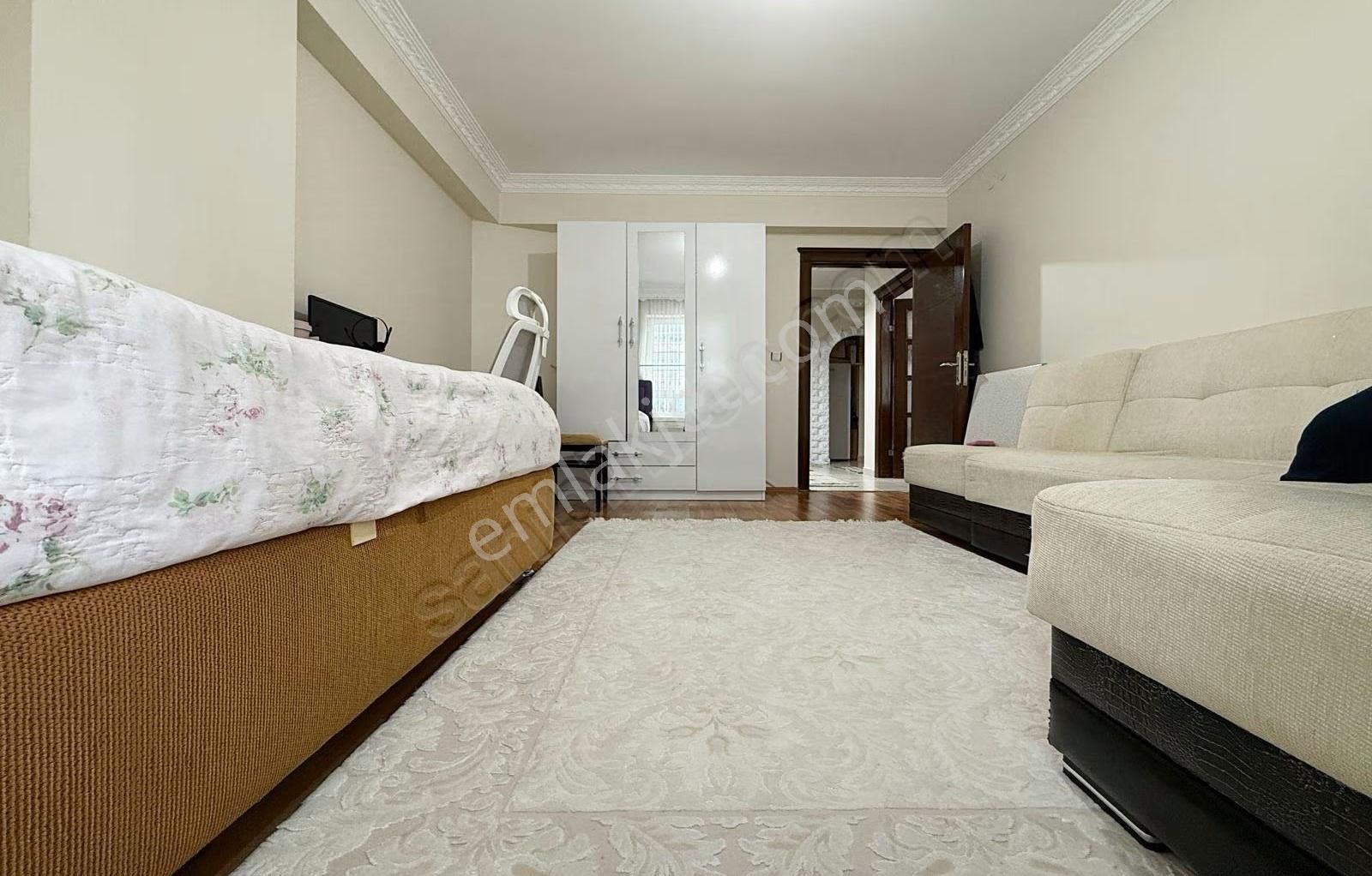 Kuşcağız Hakim Sokak'da 140m2 Çok Geniş 3+1 Full Yapılı Daire - Görsel 20