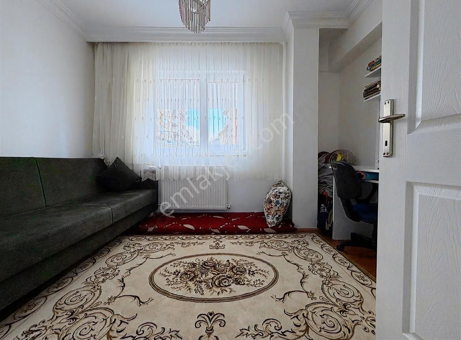 Atapark'da Cadde Dibi 2+1 Altı Daire Kök Tapu Asansörlü Daire - Görsel 6