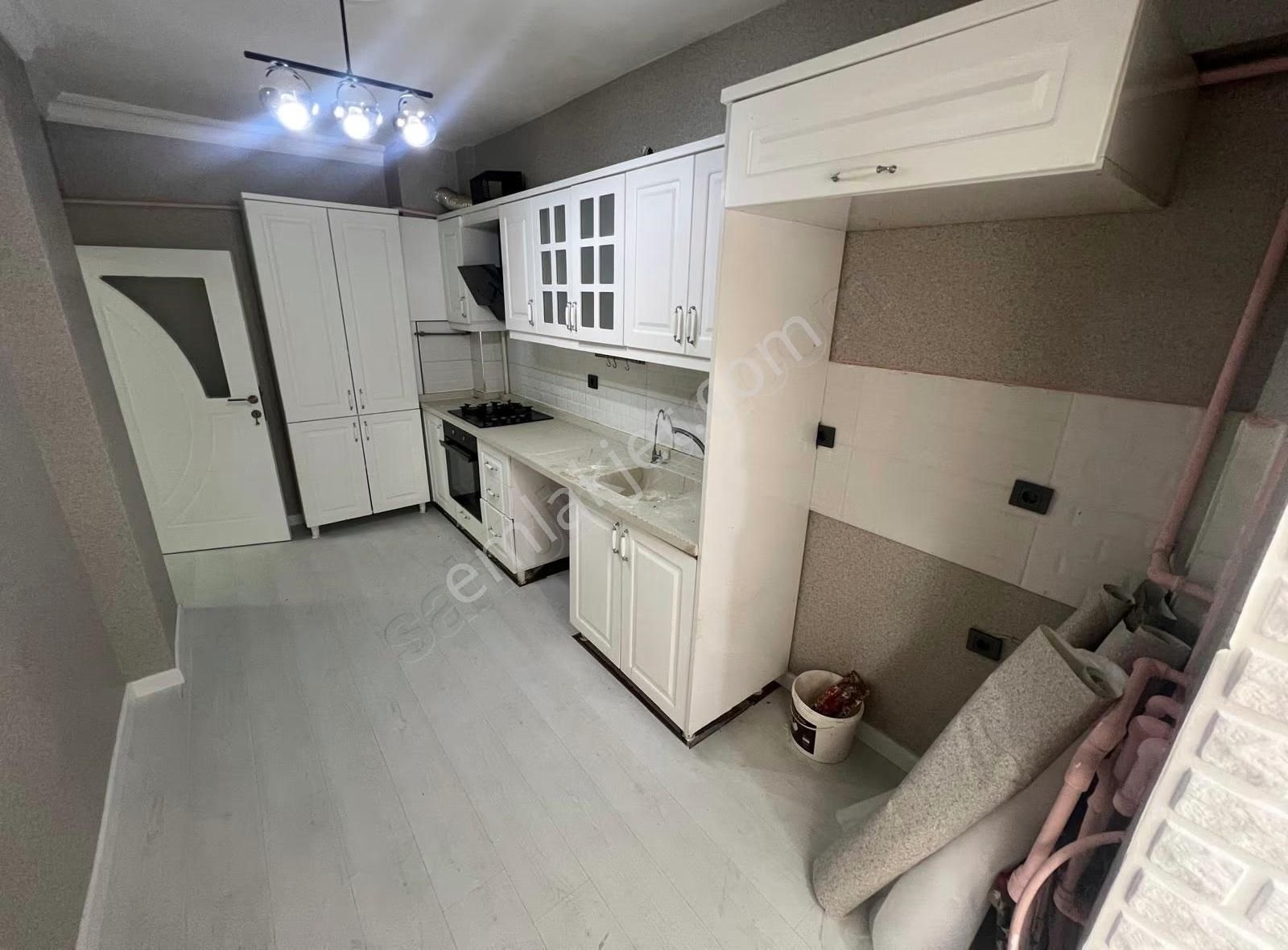 Adnan Mendes Mahallesi Ultra Lüx Yapılı Balkonlu 2+1 Daire - Görsel 7