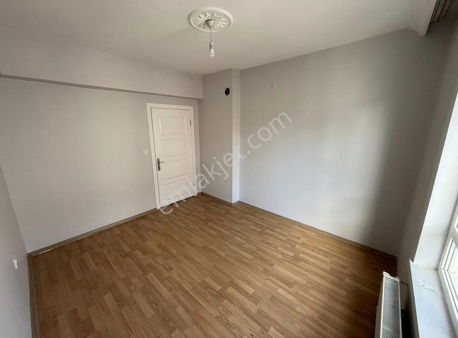 Ufuktepe İ.ö Okulu Yakını 3+1 Ara Kat Masrafsız Geniş 130m2 - Görsel 5